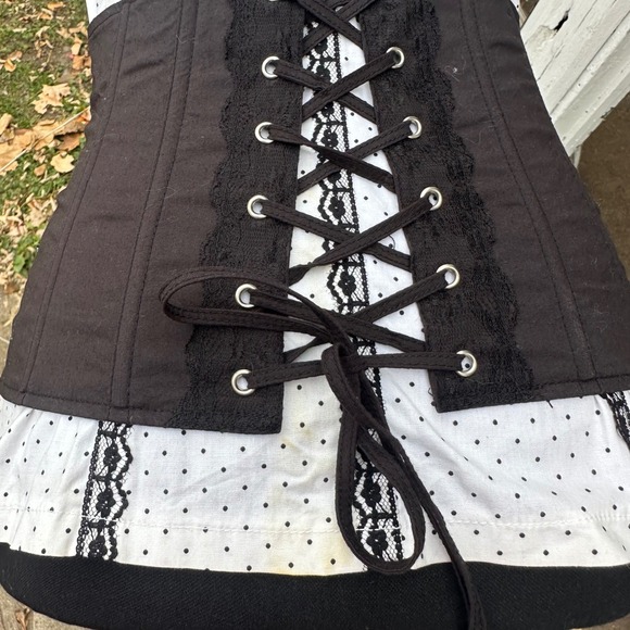Tripp‎ NYC Vtg y2k Black White Polka Dot Corset Top Women's Size Small Lace Trim - Picture 10 of 12